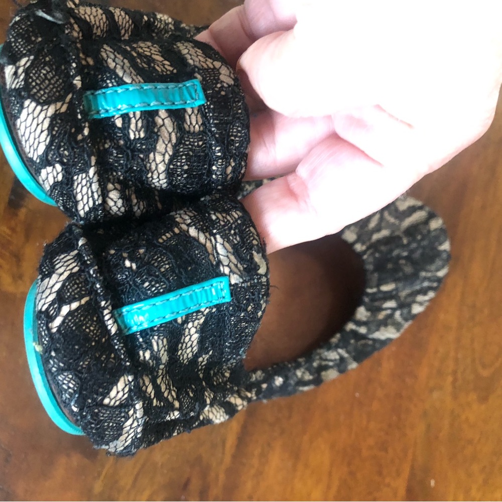 Tieks Nude Lace Leather flats - Sz 7